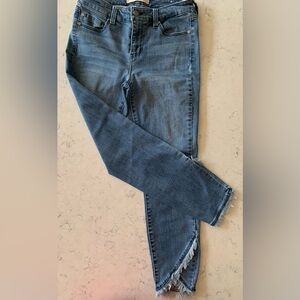 Liverpool Jeans Cropped Frayed Hem
